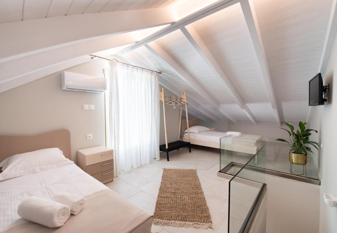 Bianco Stylish Maisonette Nikiana Luaran gambar