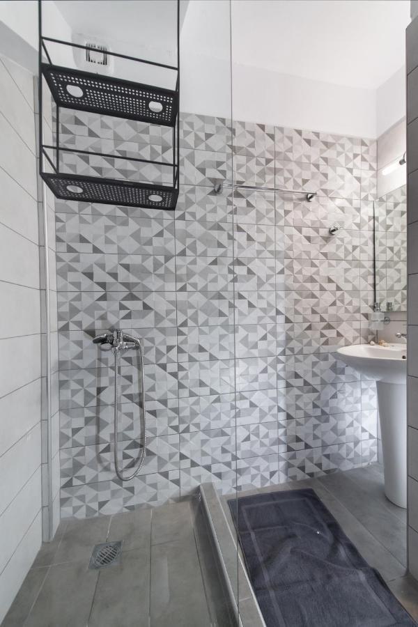 Bianco Stylish Maisonette Nikiana Luaran gambar