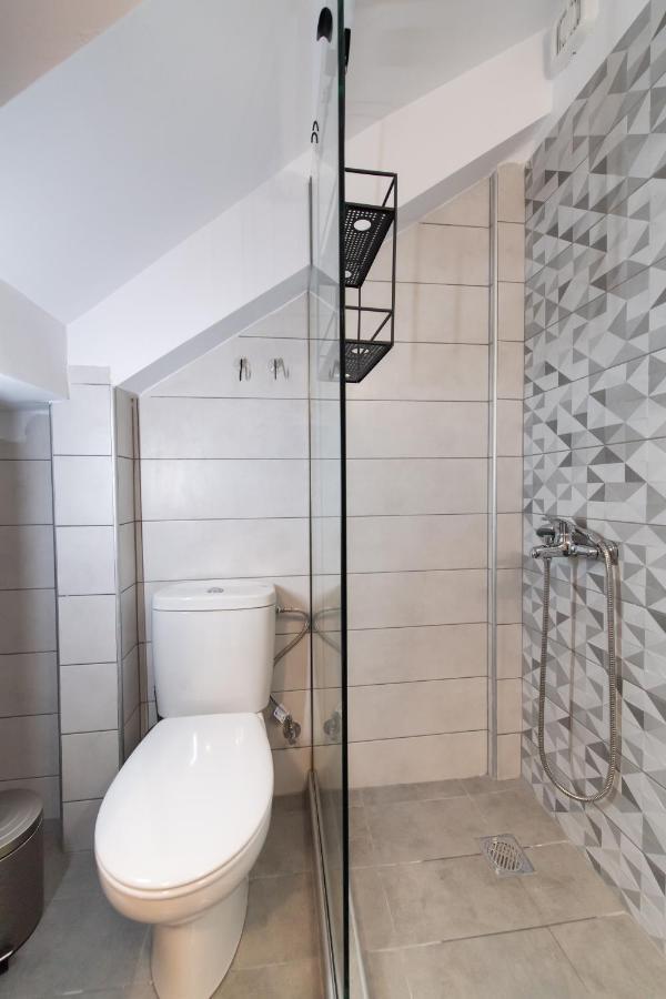 Bianco Stylish Maisonette Nikiana Luaran gambar
